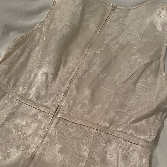 Ivory Dress - Picture 9 of 9